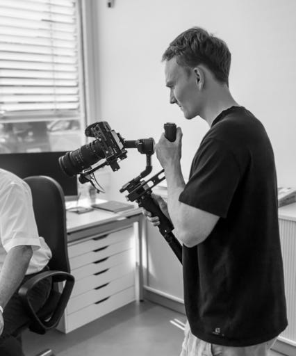 Gimbal-Arbeit im Büro